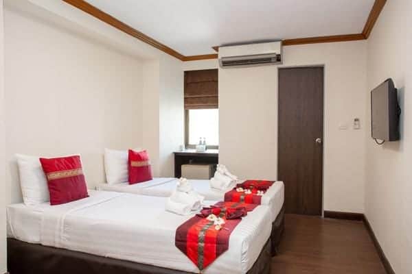 โรงแรมนาซ่า