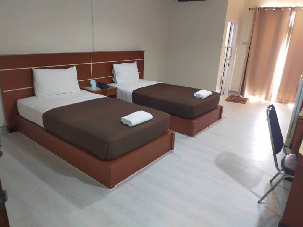 ผลงาน โรงแรม เจอาร์ดี แกรนด์เพลส