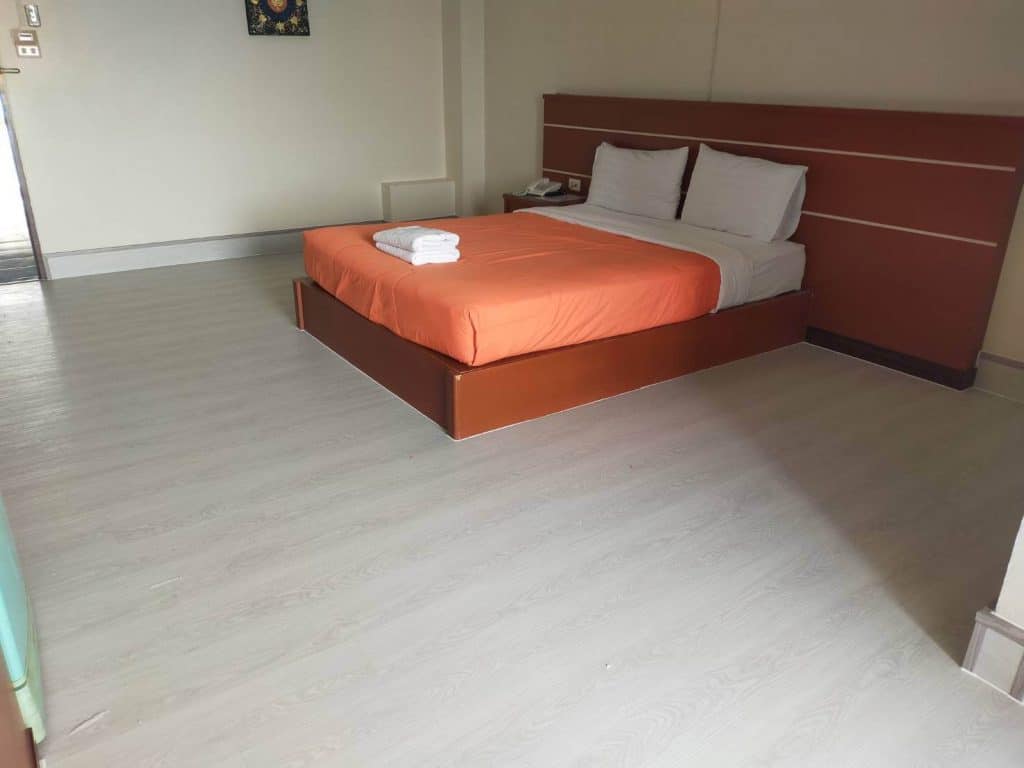 ผลงาน โรงแรม เจอาร์ดี แกรนด์เพลส