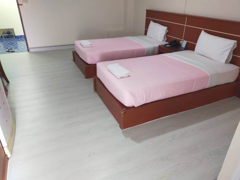 ผลงาน โรงแรม เจอาร์ดี แกรนด์เพลส