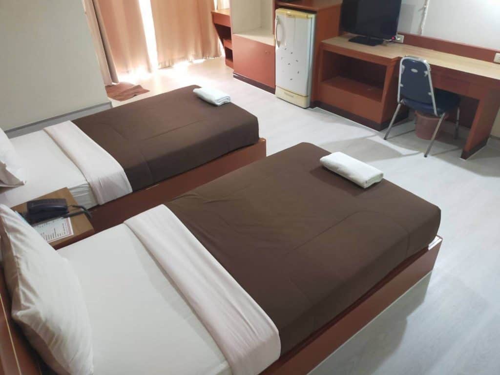 ผลงาน โรงแรม เจอาร์ดี แกรนด์เพลส