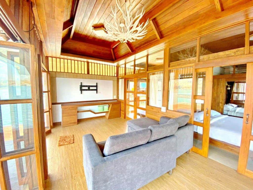 โครงการ เรียนแพเอกชัย