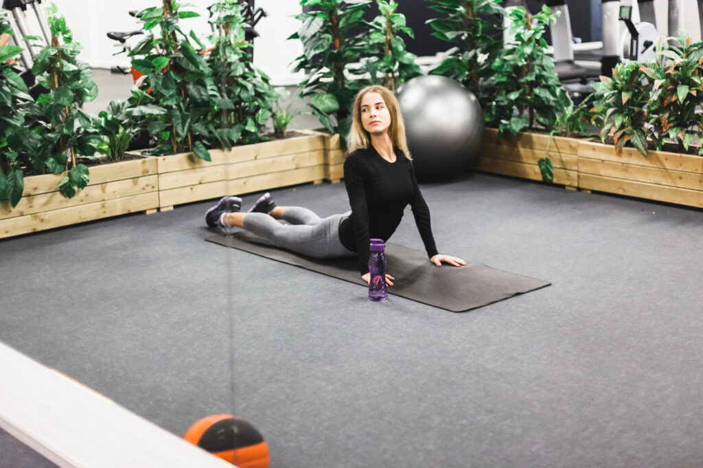 พื้นกระเบื้องยาง ห้องฟิตเนส